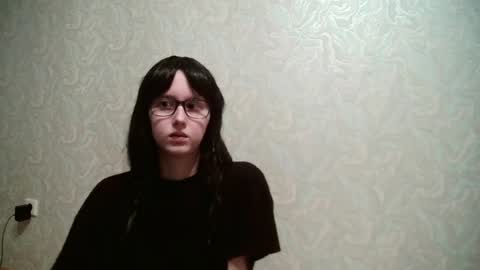 Amomira honeyx online show from June 24, 2026, 11:20 am