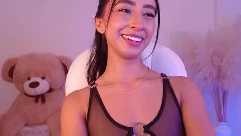 Snapshot of amonet_x chatting on September 22, 2025, 9:44 am Sophi online show from September 22, 2025, 9:44 am