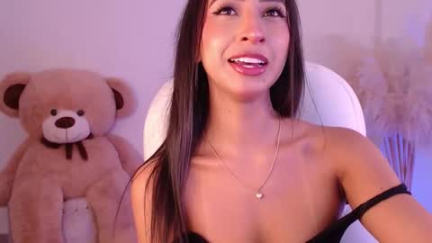 Snapshot of amonet_x chatting on September 30, 2025, 8:30 am Sophi online show from September 30, 2025, 8:30 am