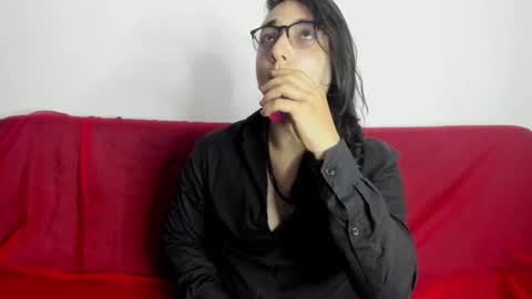 Amoneth online show from December 22, 2025, 7:33 pm