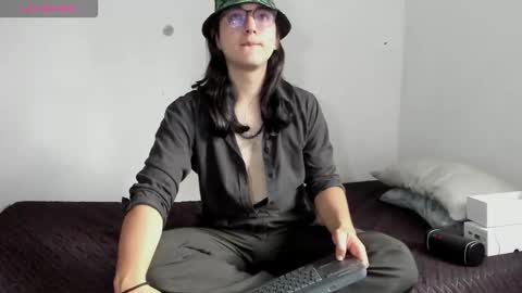 Amoneth online show from January 14, 2026, 8:36 pm