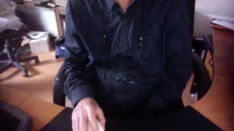 Amor2200 online show from January 7, 2025, 8:56 am