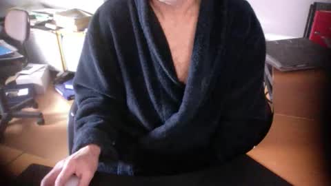 Amor2200 online show from February 6, 2025, 8:29 am