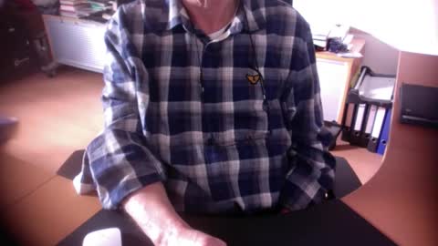 Amor2200 online show from November 26, 2025, 9:54 am