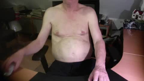 Snapshot of amor2200 chatting on June 27, 2026, 12:48 am Amor2200 online show from June 27, 2026, 12:48 am