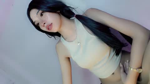 Belle Tylor online show from December 9, 2024, 12:01 am