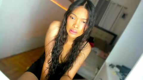 Snapshot of amor_prinsesa chatting on February 21, 2025, 1:22 am Prinsesa online show from February 21, 2025, 1:22 am