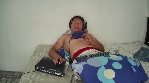 Snapshot of amordebandidos chatting on January 11, 2025, 6:33 pm amordebandidos online show from January 11, 2025, 6:33 pm