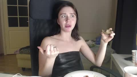 miss unforgettable online show from December 28, 2024, 7:33 pm