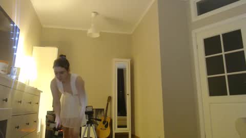 miss unforgettable online show from March 6, 2025, 3:45 pm