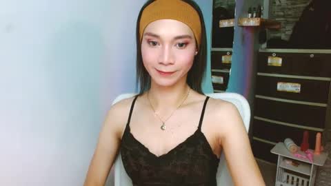 Snapshot of amorous_tina chatting on October 29, 2025, 5:36 pm Tina online show from October 29, 2025, 5:36 pm