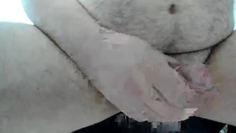 Snapshot of amour_a_berlin chatting on December 12, 2024, 12:33 pm amour_a_berlin online show from December 12, 2024, 12:33 pm
