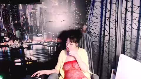 Snapshot of amour_sweet chatting on January 7, 2026, 6:32 pm Sarah online show from January 7, 2026, 6:32 pm