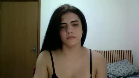 Snapshot of amputeeluna chatting on February 19, 2025, 12:46 am amputeeluna online show from February 19, 2025, 12:46 am