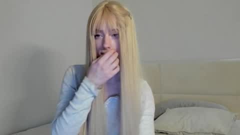 Snapshot of amy1_1 chatting on October 14, 2025, 9:04 pm amy1_1 online show from October 14, 2025, 9:04 pm