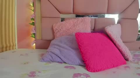 amy__rose__ online show from May 27, 2026, 3:03 am