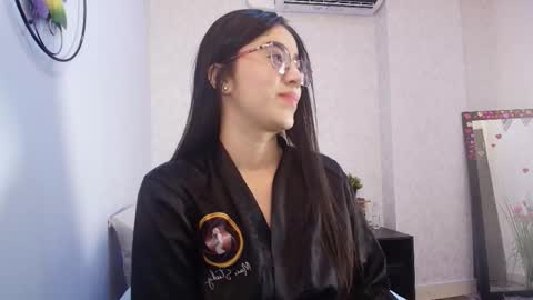 amy__wats0n online show from October 16, 2025, 7:15 pm