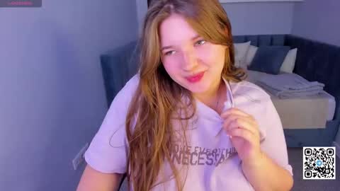 AmyGMT 2 Mon-Sun  0300am-0900am  online show from October 18, 2025, 1:08 am