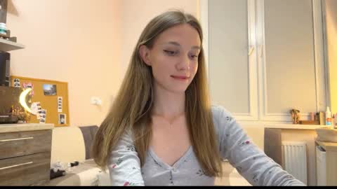 Snapshot of amy_chill chatting on February 12, 2026, 5:52 pm Amy Chill online show from February 12, 2026, 5:52 pm