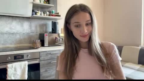 Amy Chill online show from May 17, 2026, 12:23 pm