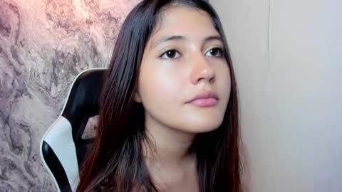 Snapshot of amy_innocent_ chatting on January 9, 2026, 8:10 pm Amy online show from January 9, 2026, 8:10 pm