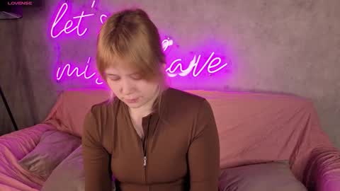 Amy online show from November 9, 2025, 12:09 am