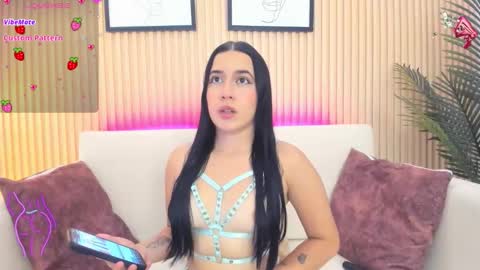 amy_leah_ online show from October 20, 2025, 7:03 pm