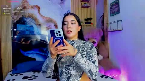 Snapshot of amy_leah_ chatting on February 27, 2026, 5:07 am amy_leah_ online show from February 27, 2026, 5:07 am