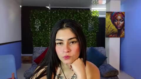 Amy online show from November 23, 2025, 7:24 pm