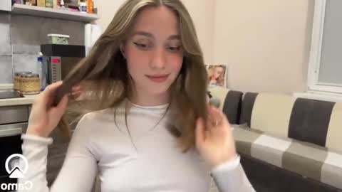 Snapshot of amy_meoww chatting on January 19, 2025, 4:57 pm amy_meoww online show from January 19, 2025, 4:57 pm