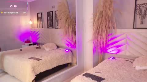 Amy online show from November 16, 2025, 7:30 pm