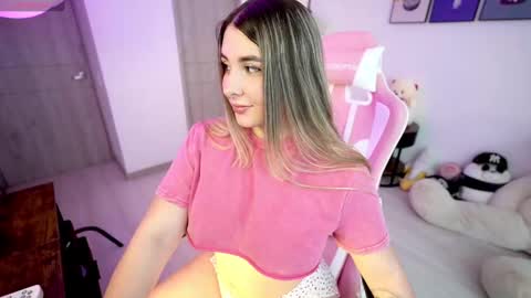 Daniela M online show from October 13, 2025, 5:57 pm