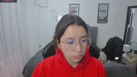 Snapshot of amy_sophiaa chatting on November 6, 2025, 12:39 pm Amy sophia 3 online show from November 6, 2025, 12:39 pm