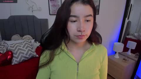 Snapshot of amy_sophiaa chatting on February 17, 2026, 11:40 am Amy sophia 3 online show from February 17, 2026, 11:40 am