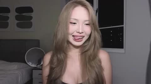 Snapshot of amyalwayshere chatting on November 25, 2025, 3:34 pm girl next door named Amy online show from November 25, 2025, 3:34 pm