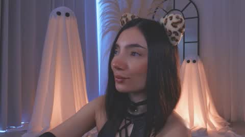 Amy Armstrong online show from October 22, 2025, 3:12 pm