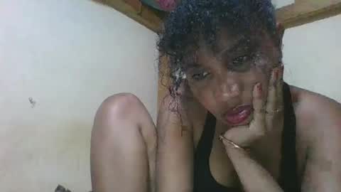 Snapshot of amyatche chatting on May 22, 2026, 5:18 pm Amyatche online show from May 22, 2026, 5:18 pm