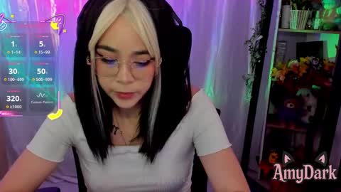 Amy online show from October 7, 2025, 5:32 pm