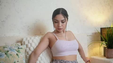  Amy  online show from May 11, 2026, 7:33 pm