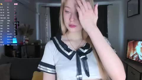 Snapshot of amylouwood chatting on February 23, 2026, 7:39 am Amy online show from February 23, 2026, 7:39 am