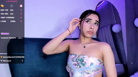 Snapshot of amyolimpo chatting on January 29, 2025, 7:46 am Amy ... Nice to meet u thumb up me please its important online show from January 29, 2025, 7:46 am