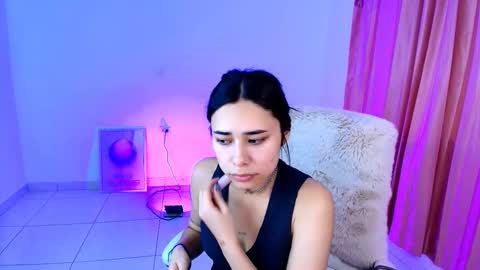 Snapshot of amyolimpo chatting on February 12, 2026, 11:11 pm Amy ... Nice to meet u thumb up me please its important online show from February 12, 2026, 11:11 pm