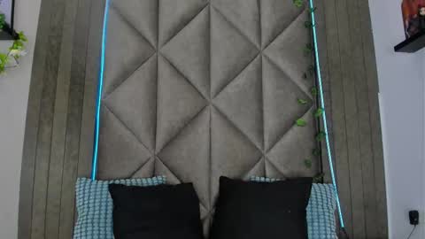  AMMY  online show from October 18, 2025, 11:33 am