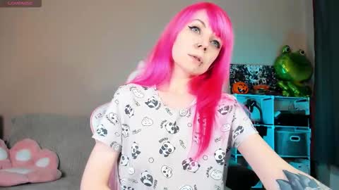 Snapshot of amyrose69 chatting on September 27, 2025, 8:03 pm Amy Rose online show from September 27, 2025, 8:03 pm