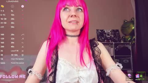 Amy Rose online show from May 7, 2026, 6:02 pm
