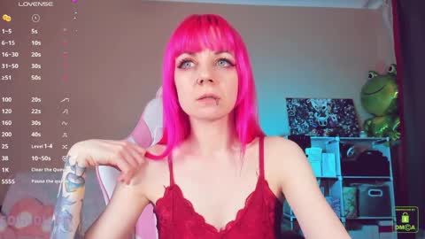 Amy Rose online show from May 18, 2026, 7:41 pm
