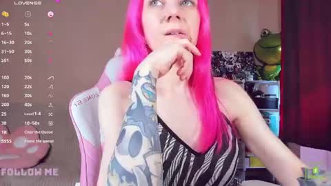Amy Rose online show from June 15, 2026, 12:07 pm