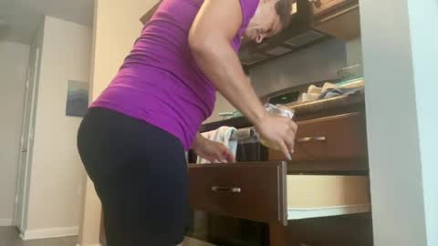 Amy Smilez online show from July 8, 2026, 12:42 pm