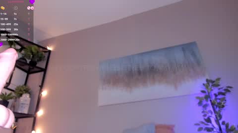 IG amyw0w   online show from January 9, 2025, 4:06 pm