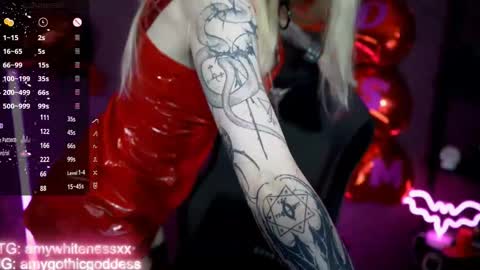 Snapshot of amywhitenessxx chatting on February 14, 2026, 12:13 pm Amy switch Goddess divine Mistress online show from February 14, 2026, 12:13 pm